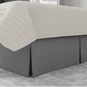 NWT Magic Skirt Queen Tailored Gray BedSkirt